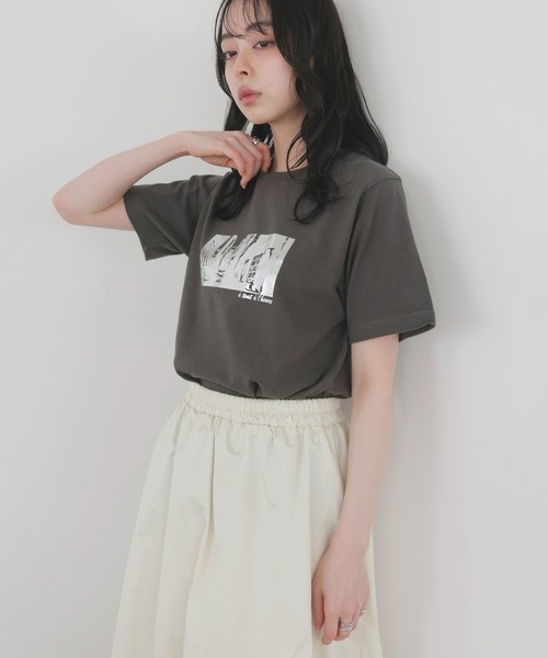 LIAN(リアン)の「シルバー箔プリントコンパクトT(Tシャツ/カットソー・レディース・オフホワイト/ブラック/チャコールグレー・FREE)」の6枚目の写真