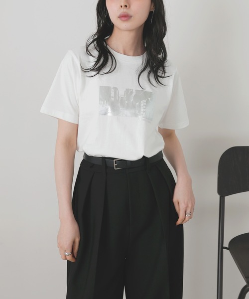 LIAN(リアン)の「シルバー箔プリントコンパクトT(Tシャツ/カットソー・レディース・オフホワイト/ブラック/チャコールグレー・FREE)」の18枚目の写真