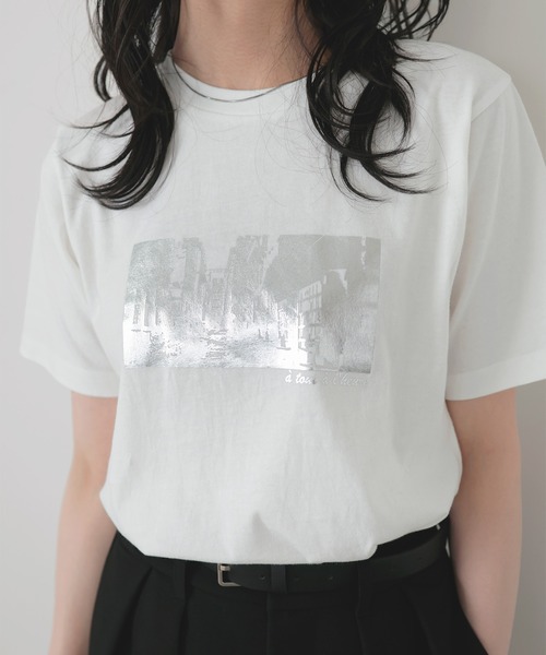 LIAN(リアン)の「シルバー箔プリントコンパクトT(Tシャツ/カットソー・レディース・オフホワイト/ブラック/チャコールグレー・FREE)」の19枚目の写真