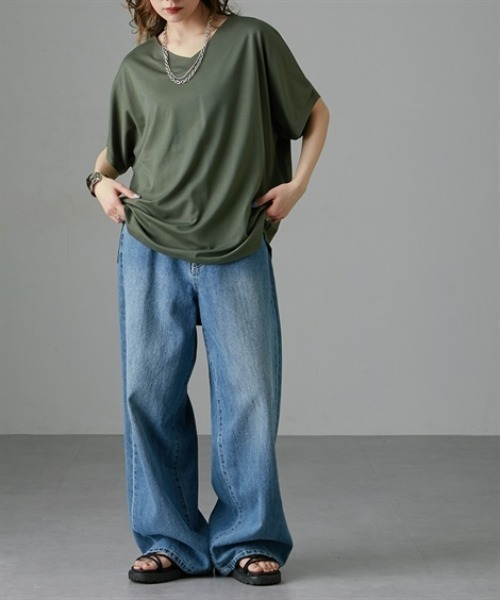 Soiunique（スワユニーク）の「【接触冷感】ゆったりＶネック半袖Ｔシャツ［Soiunique］（Tシャツ/カットソー・レディース・カーキ/ネイビー/ブルー・S～Ｍ/L～LL）」の5枚目の写真