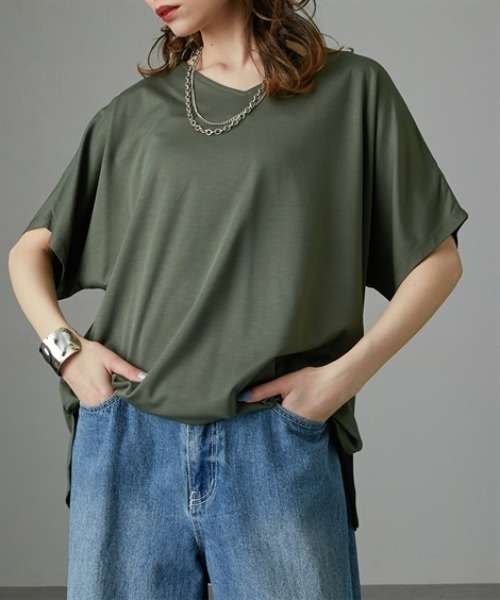 Soiunique（スワユニーク）の「【接触冷感】ゆったりＶネック半袖Ｔシャツ［Soiunique］（Tシャツ/カットソー・レディース・カーキ/ネイビー/ブルー・S～Ｍ/L～LL）」の10枚目の写真