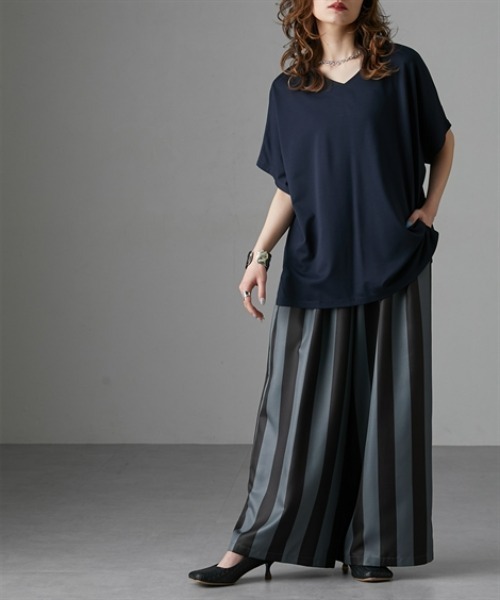 Soiunique（スワユニーク）の「【接触冷感】ゆったりＶネック半袖Ｔシャツ［Soiunique］（Tシャツ/カットソー・レディース・カーキ/ネイビー/ブルー・S～Ｍ/L～LL）」の18枚目の写真