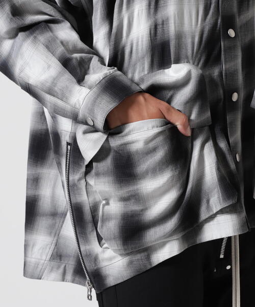 ROYAL FLASH（ロイヤルフラッシュ）の「A.F ARTEFACT/エーエフ・アーティファクト/Yoroke Check Hoodie Shirt（シャツ/ブラウス・メンズ・ブラック・2/3）」の10枚目の写真