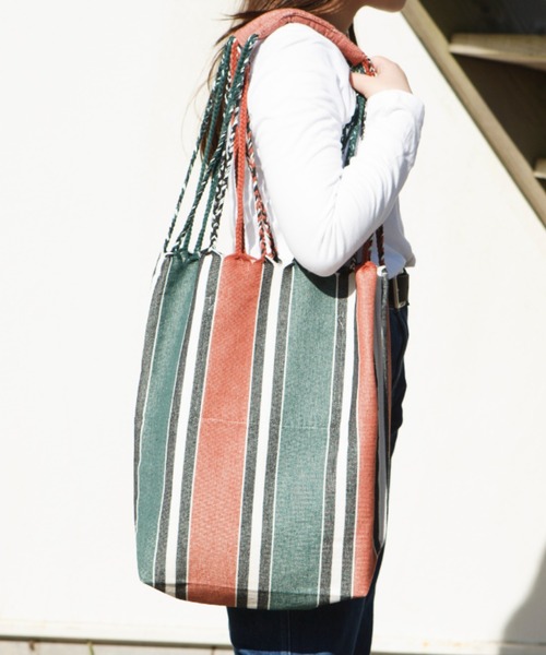 DULTON(ダルトン)の「HAMMOCK TOTE L/ハンモック トートバッグ(トートバッグ・レディース・グリーン×オレンジ/ネイビー系/ブルー系/イエロー系/ピンク系/レッド系・L)」の1枚目の写真