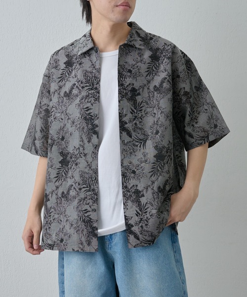 COLONY 2139（コロニートゥーワンスリーナイン）の「アーティフラワー半袖シャツ（シャツ/ブラウス・メンズ・ホワイト/ブラック・MEDIUM/LARGE）」の7枚目の写真