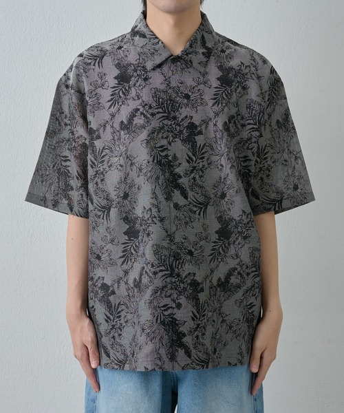 COLONY 2139（コロニートゥーワンスリーナイン）の「アーティフラワー半袖シャツ（シャツ/ブラウス・メンズ・ホワイト/ブラック・MEDIUM/LARGE）」の19枚目の写真