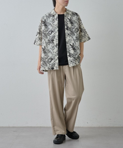 COLONY 2139（コロニートゥーワンスリーナイン）の「アーティフラワー半袖シャツ（シャツ/ブラウス・メンズ・ホワイト/ブラック・MEDIUM/LARGE）」の11枚目の写真