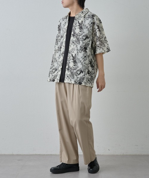 COLONY 2139（コロニートゥーワンスリーナイン）の「アーティフラワー半袖シャツ（シャツ/ブラウス・メンズ・ホワイト/ブラック・MEDIUM/LARGE）」の12枚目の写真