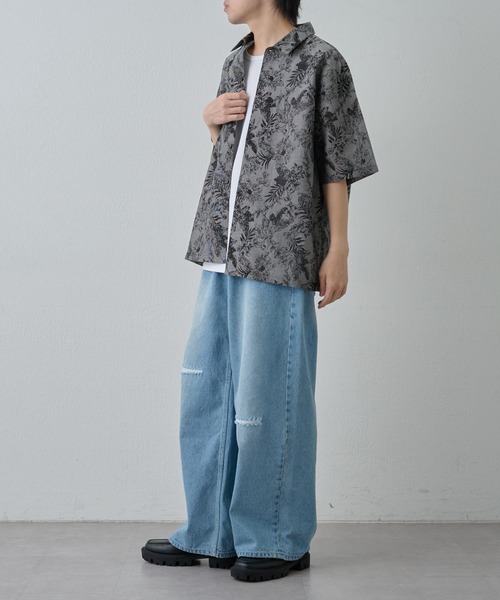 COLONY 2139（コロニートゥーワンスリーナイン）の「アーティフラワー半袖シャツ（シャツ/ブラウス・メンズ・ホワイト/ブラック・MEDIUM/LARGE）」の16枚目の写真