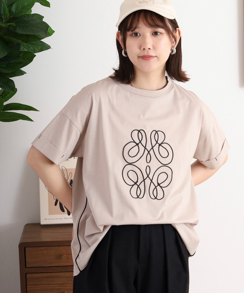 Anna Nicola(アンナニコラ)の「Anna Nicola モチーフ刺繍半袖Tシャツ(Tシャツ/カットソー・レディース・グレイッシュベージュ/ブラック/オフホワイト・38)」の14枚目の写真