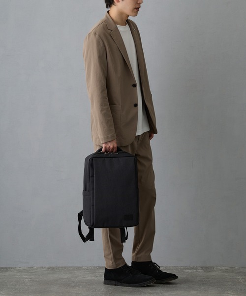 GUSCIO UOMO(グッシオ ウォーモ)の「【グッシオ】ビジネスリュック 軽量(ビジネスバッグ・レディース・ダークグレー/ネイビー/ブラック/グレー・FREE)」の13枚目の写真