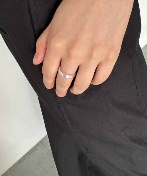 CANAL JEAN（キャナルジーン）の「Pt　Halvesリング（リング・レディース・シルバー・13号/11号）」の2枚目の写真