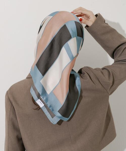 SMELLY（スメリー）の「アソートビッグスカーフ（バンダナ/スカーフ・レディース・グリーン/ネイビー/ブラック/カーキ/ブラウン/ブルー/ブルー系その他/ベージュ・-）」の12枚目の写真