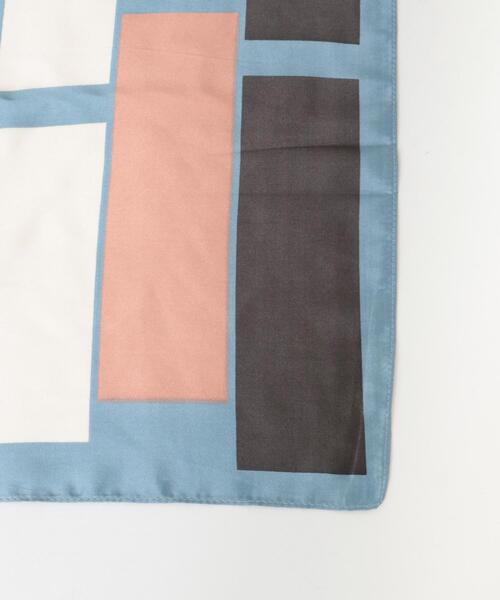 SMELLY（スメリー）の「アソートビッグスカーフ（バンダナ/スカーフ・レディース・グリーン/ネイビー/ブラック/カーキ/ブラウン/ブルー/ブルー系その他/ベージュ・-）」の18枚目の写真