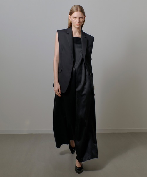 allureville(アルアバイル)の「ドビークロスフレアオールインワン(つなぎ/オールインワン・レディース・ブラック・1/2)」の16枚目の写真