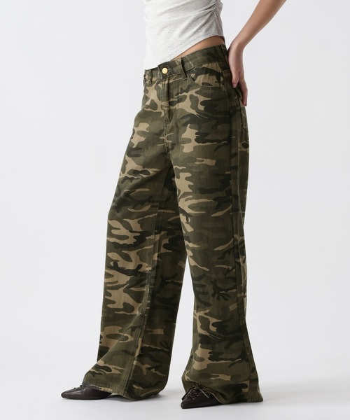 FOREVER 21（フォーエバー トゥエンティーワン）の「【2025SS】カモフラ柄ワイドパンツ（その他パンツ・レディース・カモフラージュ・SMALL/MEDIUM）」の3枚目の写真