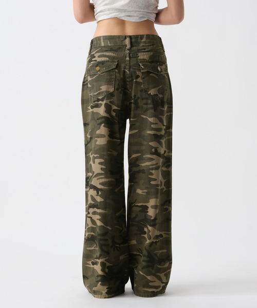 FOREVER 21（フォーエバー トゥエンティーワン）の「【2025SS】カモフラ柄ワイドパンツ（その他パンツ・レディース・カモフラージュ・SMALL/MEDIUM）」の6枚目の写真