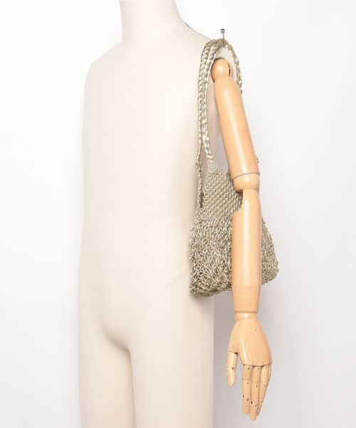MAISON mou(メゾンムー)の「【Swaraj/スワラージ】手編みのメタリックマクラメ・OVAL TOTE(トートバッグ・レディース・ピンク系その他/ゴールド/ブラック・FREE)」の7枚目の写真