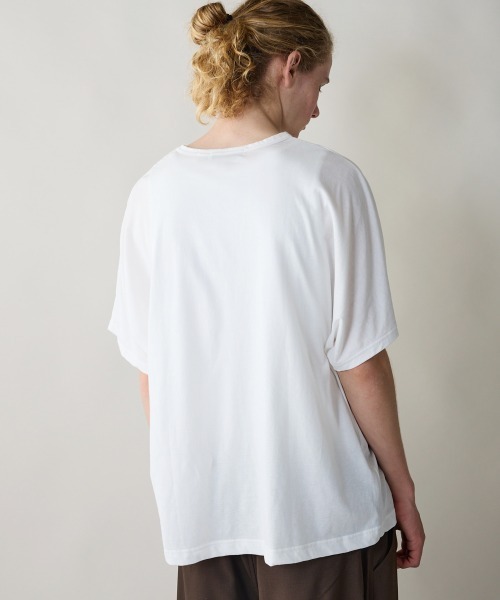 rehacer(レアセル)の「rehacer : Looping Dolman Drape CS / ルーピング ドルマン ドレープ カットソー(Tシャツ/カットソー・メンズ・スミクロ/ホワイト・MEDIUM/SMALL/X-LARGE/LARGE)」の6枚目の写真