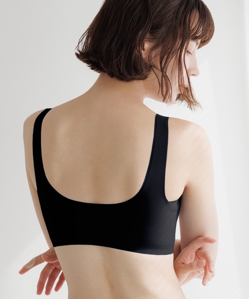 BAMBI WATER（バンビウォーター）の「【昼夜兼用】ノンワイヤーなのにホールド力抜群 外出時もおうちでも 1日中使える ナイトブラ シームレス セットアップ可能（ナイトブラ・レディース・ネイビー/ベージュ/スモークピンク/グレイッシュベージュ/ブルーグレー/ピンクベージュ/ブラック・XXL/XL/L/M/S）」の9枚目の写真