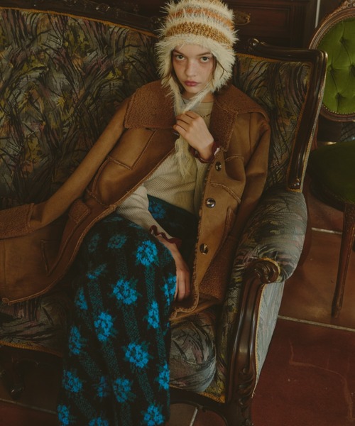 Unitage(ユニテージ)の「ブークレ総柄ジャガードニットスカート(スカート・レディース・グリーン/ブラウン/ボルドー・FREE)」の8枚目の写真