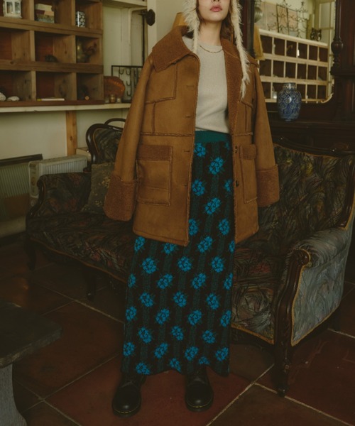 Unitage(ユニテージ)の「ブークレ総柄ジャガードニットスカート(スカート・レディース・グリーン/ブラウン/ボルドー・FREE)」の7枚目の写真