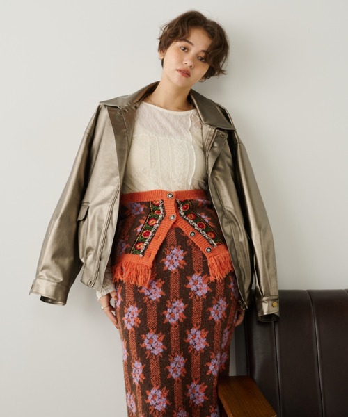 Unitage(ユニテージ)の「ブークレ総柄ジャガードニットスカート(スカート・レディース・グリーン/ブラウン/ボルドー・FREE)」の21枚目の写真