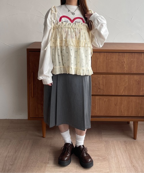 kutir（クティール）の「2way 小花柄リボンフリルビスチェ（その他トップス・レディース・アイボリー/オフホワイト/ライトグリーン・FREE）」の8枚目の写真