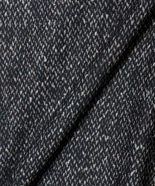 G.V.G.V.(ジーヴィージーヴィー)の「TWEED PRINTED HIGH NECK TOP(Tシャツ/カットソー・レディース・ブラック・ONE SIZE)」の8枚目の写真