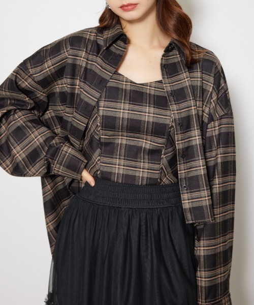 rienda(リエンダ)の「フロントショートチェックシャツ 秋服(シャツ/ブラウス・レディース・ブラック/ベージュ・FREE)」の2枚目の写真