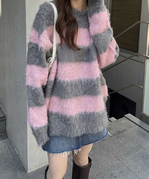 nelliy.（ネルリー）の「ボーダーシャギールーズニット（ニット/セーター・レディース・ブラウン/グレー・FREE）」の3枚目の写真