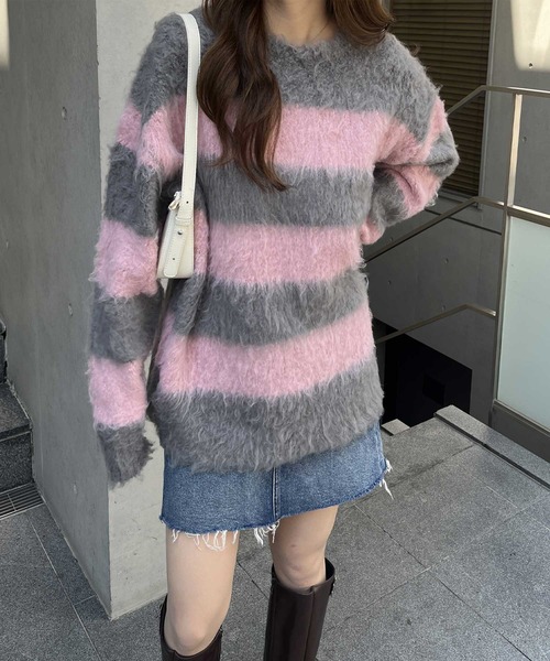 nelliy.（ネルリー）の「ボーダーシャギールーズニット（ニット/セーター・レディース・ブラウン/グレー・FREE）」の4枚目の写真