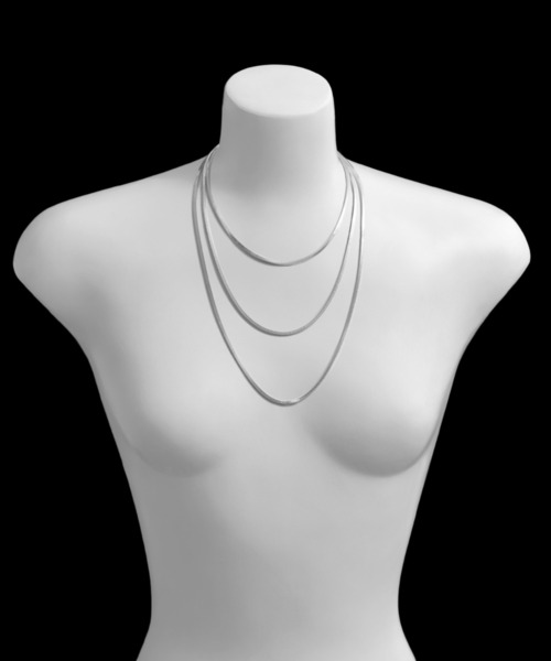 YArKA（ヤーカ）の「【YArKA/ヤーカ】quadrangular prism snake chain choker [qrhhu40] / 3D 四角スネークチェーンネックレス 40cm（ネックレス・メンズ・シルバー・FREE）」の6枚目の写真