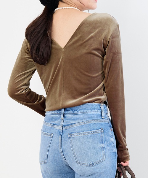 GREYCHORD（グレーコード）の「【GREYCHORD】ベロアロングスリーブトップス-PETRA（Tシャツ/カットソー・レディース・グレー/ベージュ・1）」の12枚目の写真