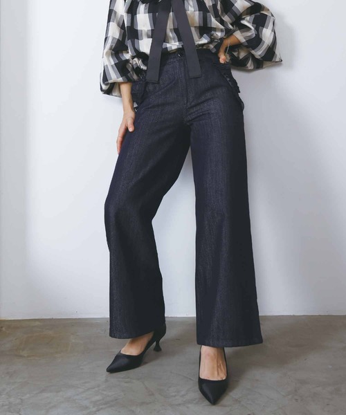 PICCIN(ピッチン)の「ポケットフリルラメデニムパンツ(デニムパンツ・レディース・ブルー・S/M)」の1枚目の写真