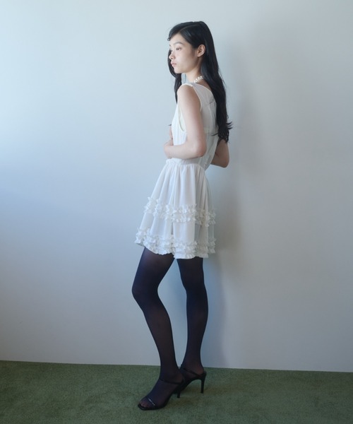 FEKETE（フェケテ）の「vintage satin mini frill dress / ヴィンテージサテンフリルミニワンピース（ワンピース・レディース・アイボリー/グレー・SMALL/LARGE/MEDIUM）」の21枚目の写真