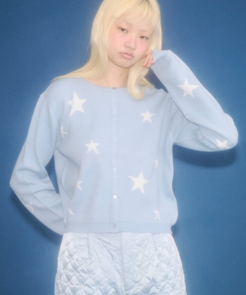 FEKETE（フェケテ）の「dots & stars cardigan / ドット・星柄カーディガン（カーディガン/ボレロ・レディース・ブラック/ライトブルー・LARGE/MEDIUM/SMALL）」の2枚目の写真