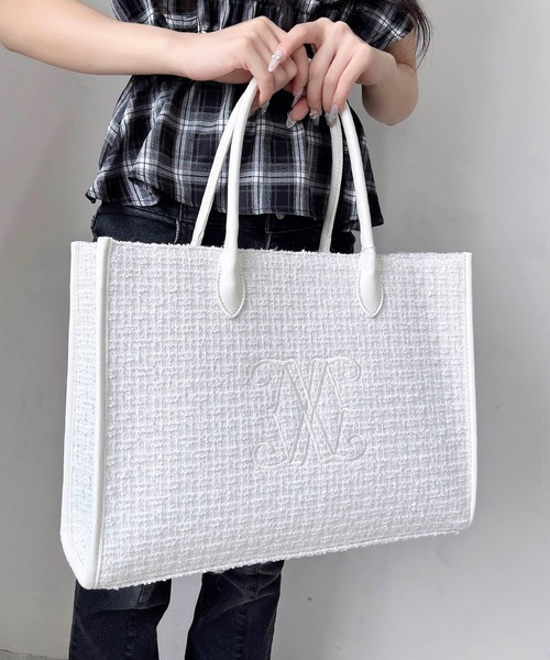 INGNI(イング)の「ロゴトートバッグ(トートバッグ・レディース・ホワイト×ブラック/ブラック系その他2/ホワイト系その他5・-)」の17枚目の写真