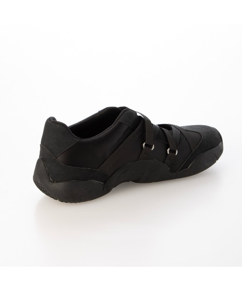 EVOL（イーボル）の「【S-LLサイズ展開・軽量】クロスストラップスニーカー IZ5890（スニーカー・レディース・グレー/レオパード/ブラック・M/S/LL/L）」の6枚目の写真