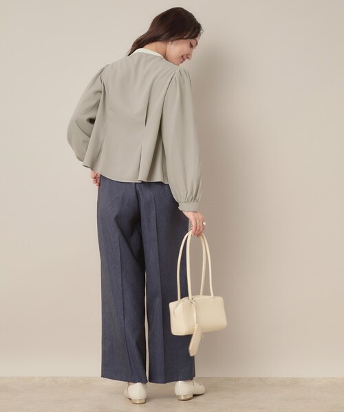 couture brooch（クチュールブローチ）の「【きれいめ・通勤】配色羽織れるブラウス（シャツ/ブラウス・レディース・ホワイト系7/ネイビー系4/グレー系4・42/40/38/36）」の16枚目の写真