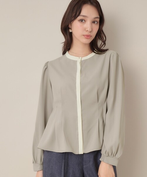 couture brooch（クチュールブローチ）の「【きれいめ・通勤】配色羽織れるブラウス（シャツ/ブラウス・レディース・ホワイト系7/ネイビー系4/グレー系4・42/40/38/36）」の17枚目の写真