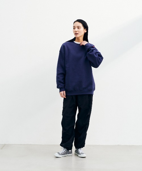 KELTY(ケルティ)の「ミニロゴクルーネックスウェット(スウェット・レディース・ベージュ/杢グレー/ブラック/ホワイト・S/MEDIUM/L/XL)」の18枚目の写真