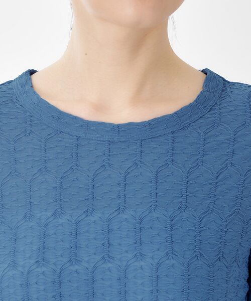 THE SHOP TK （ザ ショップ ティーケー ）の「ウェーブシアー袖クシュプルオーバー【洗濯機OK】（Tシャツ/カットソー・レディース・ブラック/ブルー系その他/オフホワイト・13/12）」の22枚目の写真