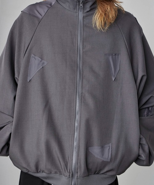 Theater code（シアターコード）の「Switching Full-Zip Blouson / 切り替え風 パッチワーク風 フルジップブルゾン 秋 秋服メンズ 2026年秋冬（ブルゾン・メンズ・ブラック/グレー・M/L）」の9枚目の写真