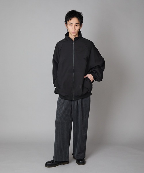 Theater code（シアターコード）の「Switching Full-Zip Blouson / 切り替え風 パッチワーク風 フルジップブルゾン 秋 秋服メンズ 2026年秋冬（ブルゾン・メンズ・ブラック/グレー・M/L）」の17枚目の写真