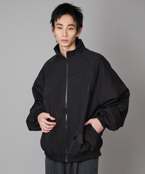 Theater code（シアターコード）の「Switching Full-Zip Blouson / 切り替え風 パッチワーク風 フルジップブルゾン 秋 秋服メンズ 2026年秋冬（ブルゾン・メンズ・ブラック/グレー・M/L）」の14枚目の写真