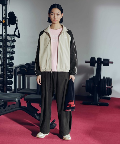 NEW BALANCE(ニューバランス)の「裏起毛トリコットラインドジャケット(ジャージ・レディース・グレイッシュベージュ/ブラック・SMALL/MEDIUM/X-LARGE/LARGE)」の18枚目の写真