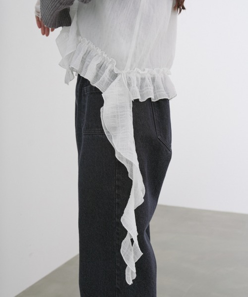 Bab(バブ)の「ラッフルフリルキャミソール(Tシャツ/カットソー・レディース・ブラック/オフホワイト・M)」の14枚目の写真