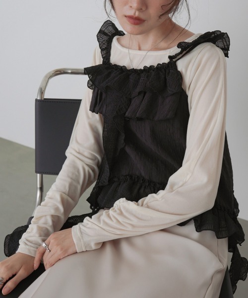 Bab(バブ)の「ラッフルフリルキャミソール(Tシャツ/カットソー・レディース・ブラック/オフホワイト・M)」の21枚目の写真