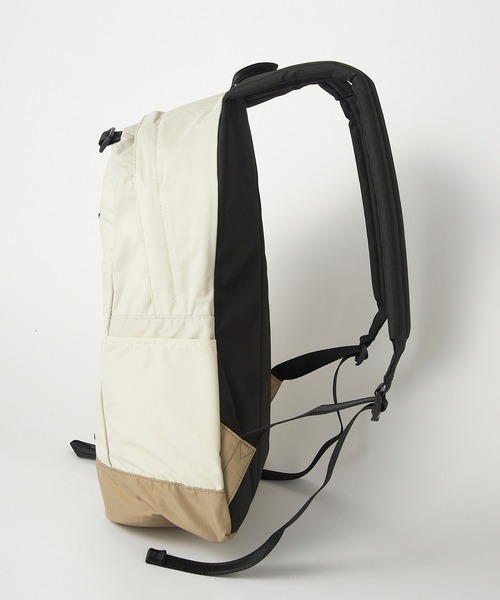 WILD THINGS（ワイルドシングス）の「【WILD THINGS】デイパック　15L　WT-380-3802（バックパック/リュック・メンズ・ブラック/グレー/ベージュ・FREE）」の4枚目の写真